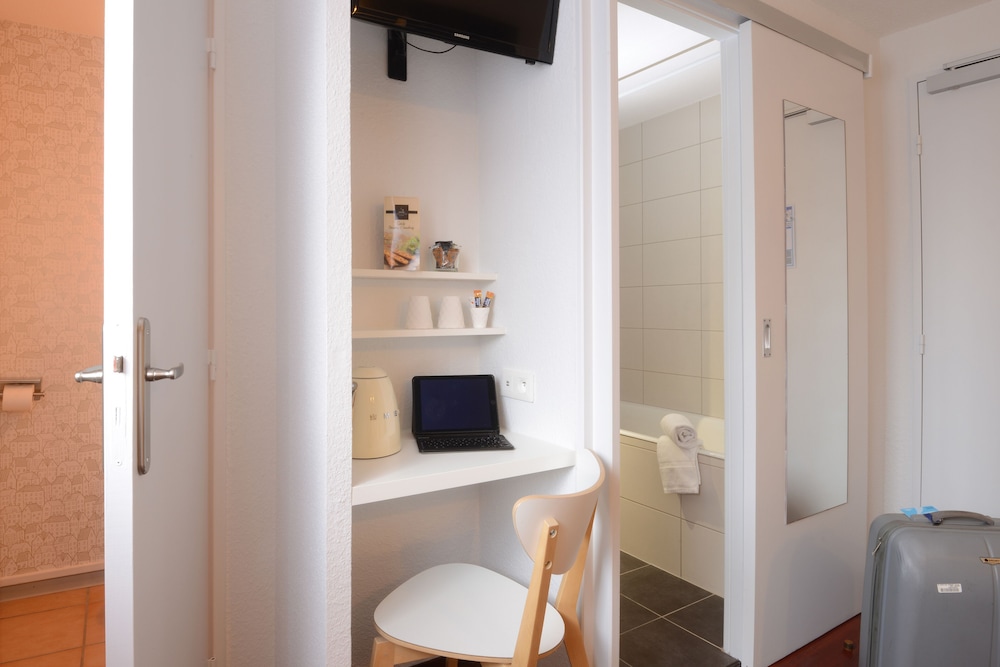 Family Triple Room - Photo 5