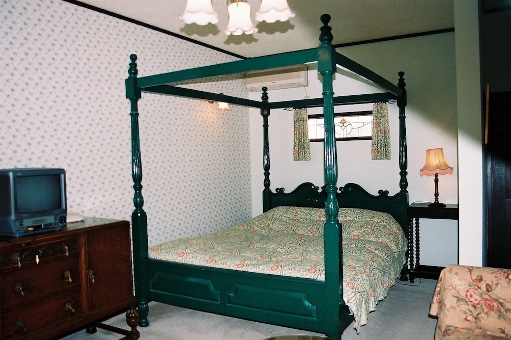 Traditional British Cottage Annex photo 1