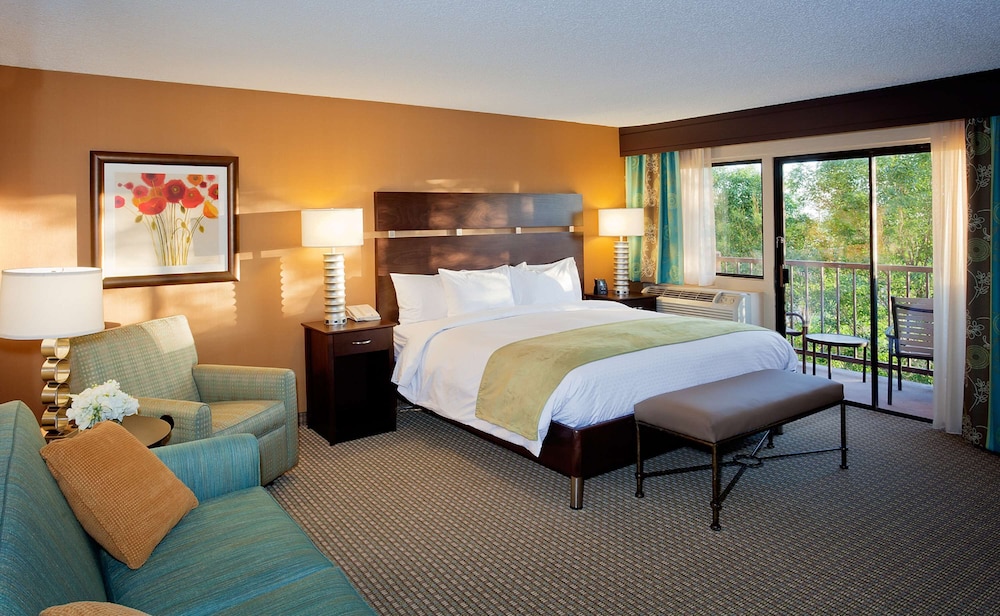 King Junior Suite Sofabed - Photo 3