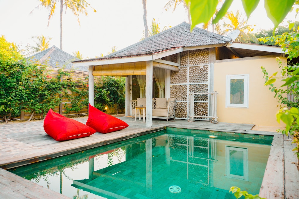 1 Bedroom Superior with Private Pool photo 2