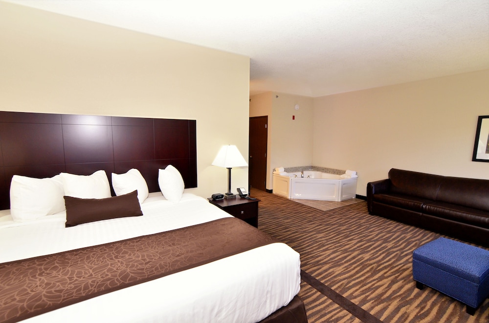 Suite, 1 King Bed with Sofa bed, Jetted Tub