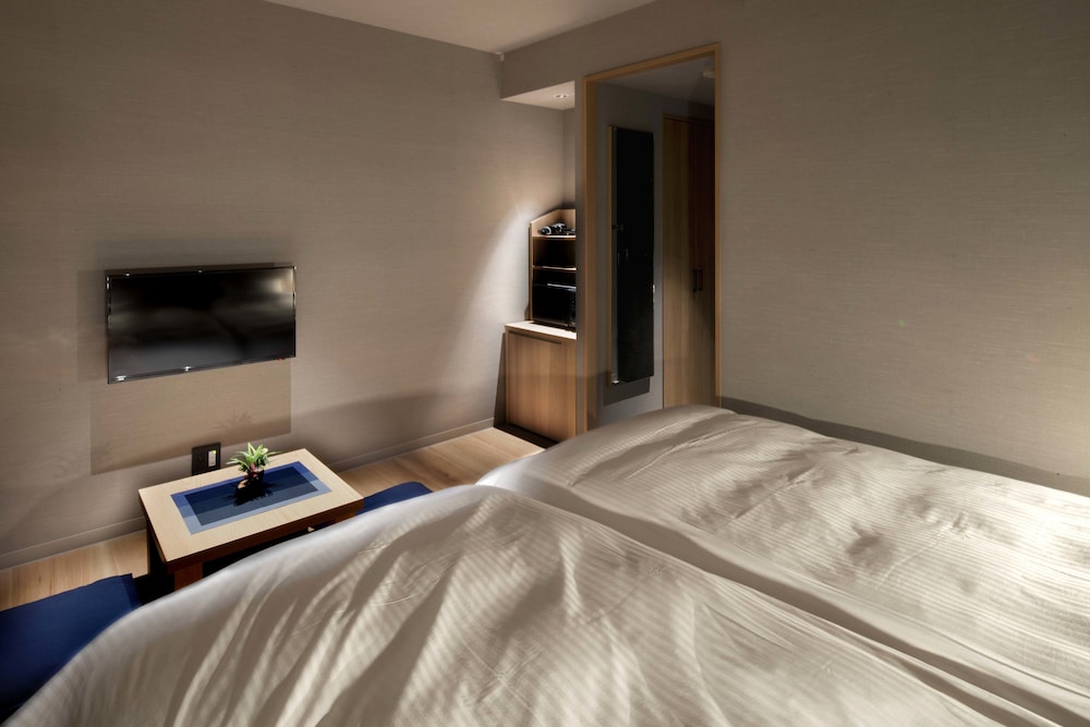 [203] Hollywood Twin Room photo 2