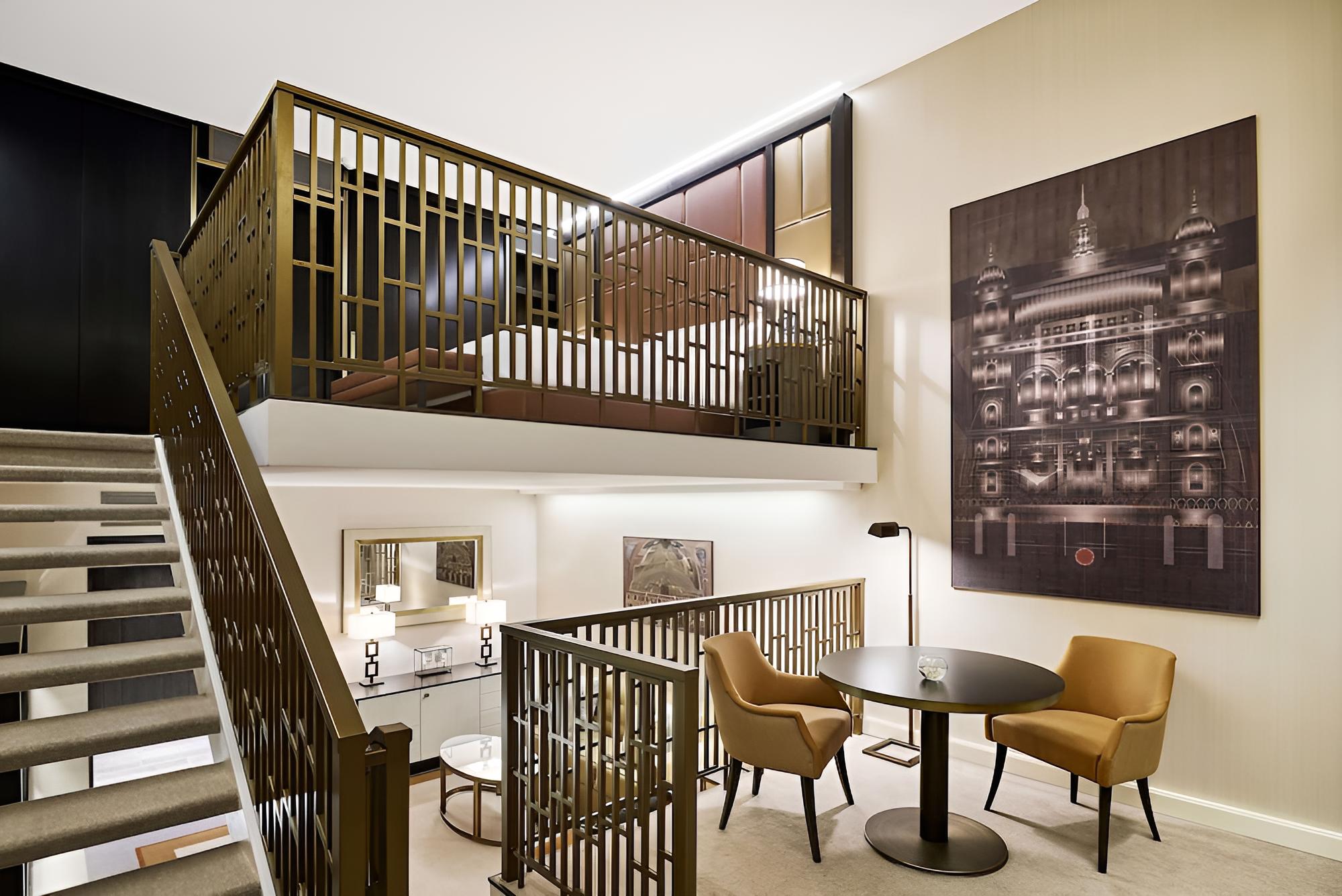 Suite, 1 King Bed (Loft) - Photo 1