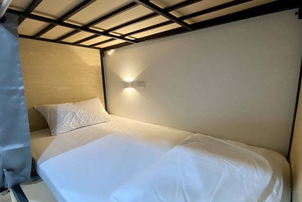 Upper bed in Female Dormitory photo 2