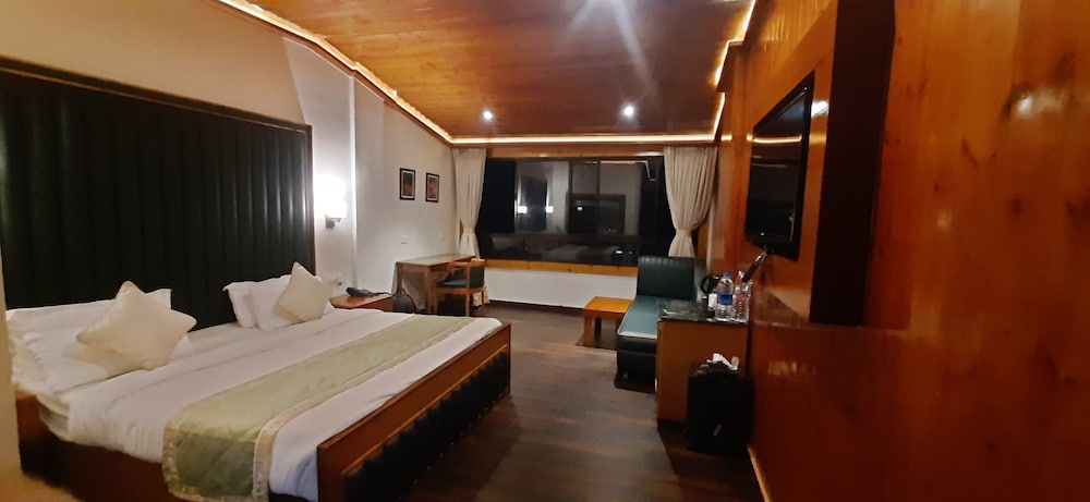 Superior Double or Twin Room
