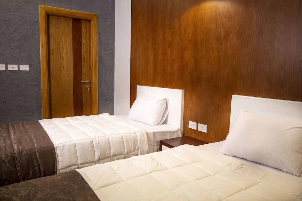 Deluxe Twin Room - Photo 1
