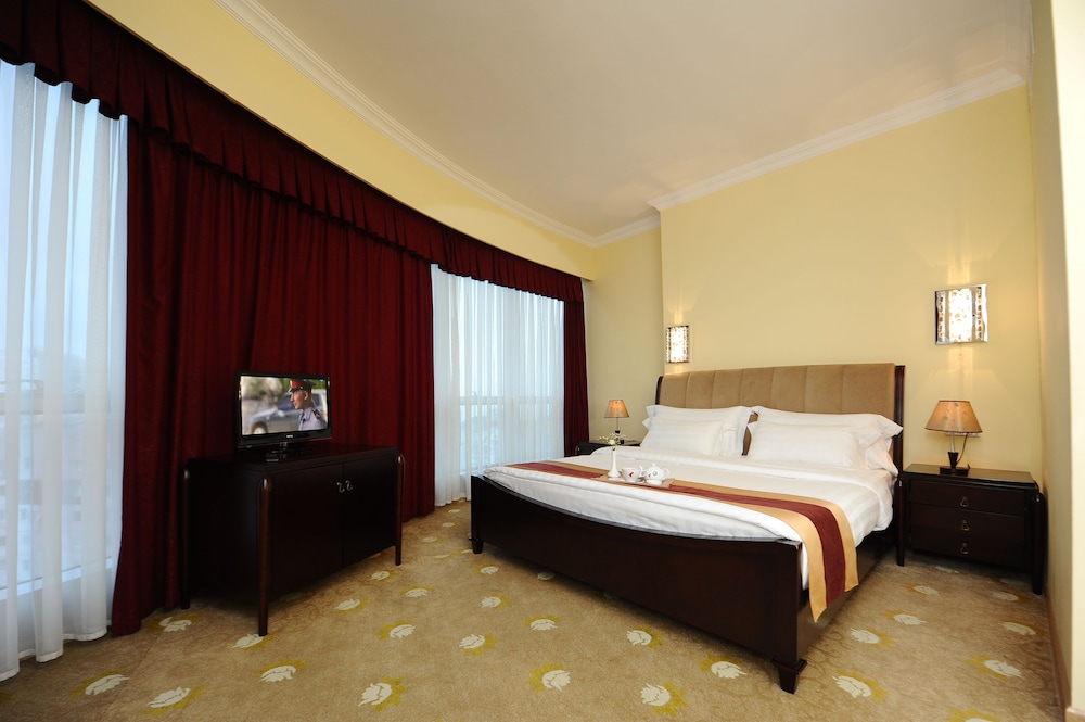 Comfort Suite photo 3