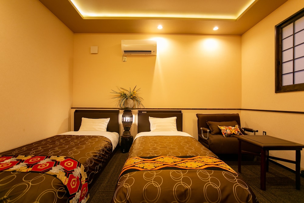 Deluxe Twin Room, New Building GR24 (No Vegetarian) photo 1