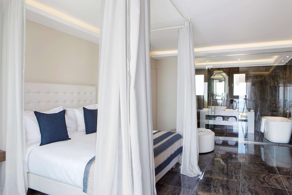 Royal Villa, 2 Bedrooms, Private Pool - Photo 16