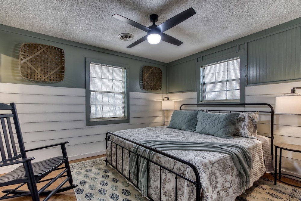 House, 3 Bedrooms