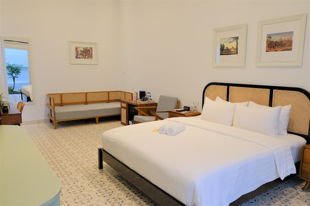 Room (Suite) - Photo 4