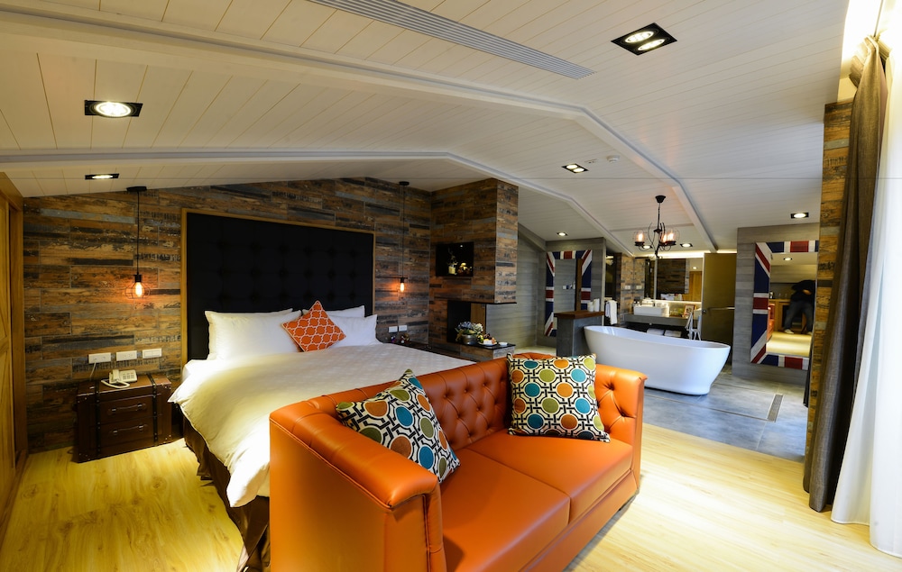 Panoramic Double Room, 1 King Bed, Balcony, Sea Facing