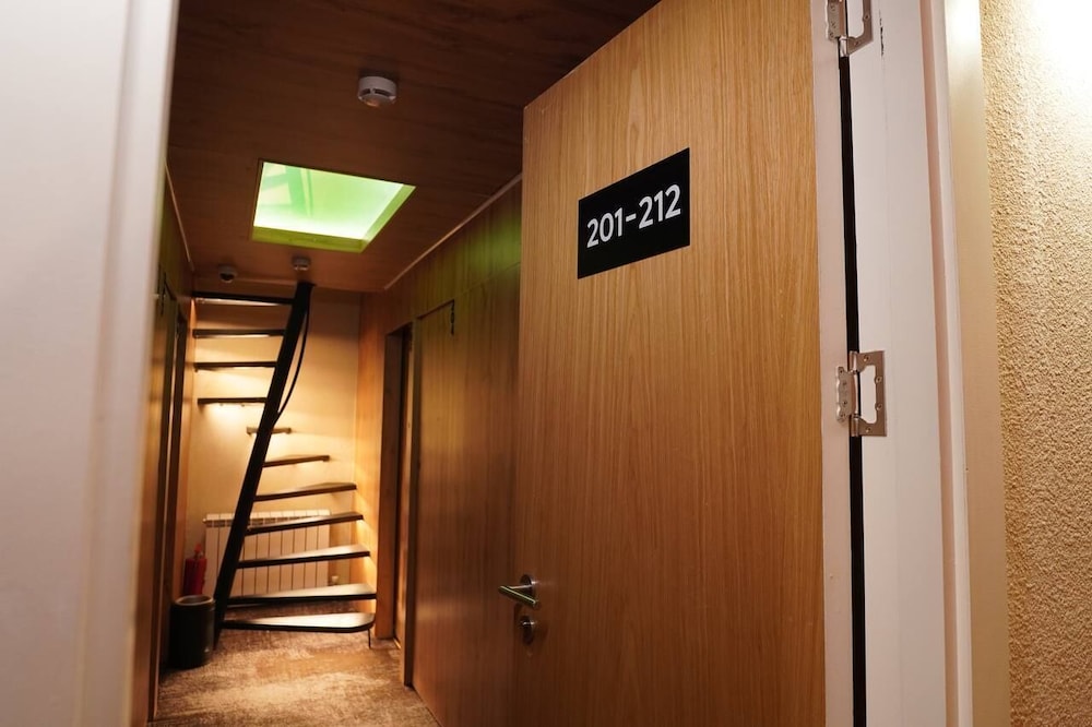 Basic Single Room photo 3