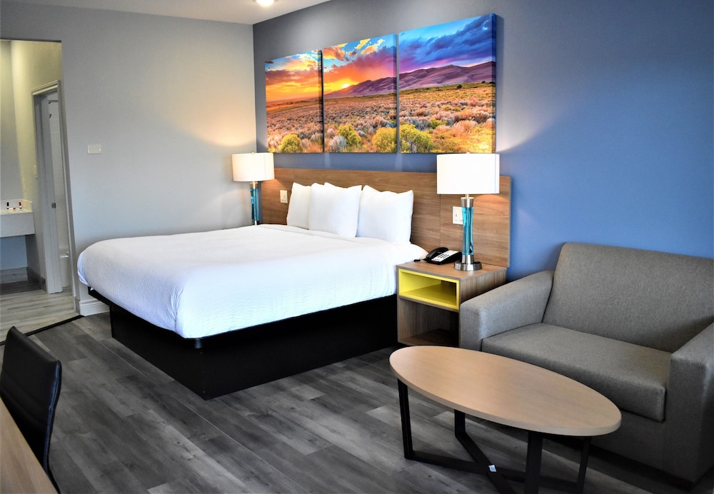 Comfort Room, 1 King Bed, Non Smoking - Photo 14