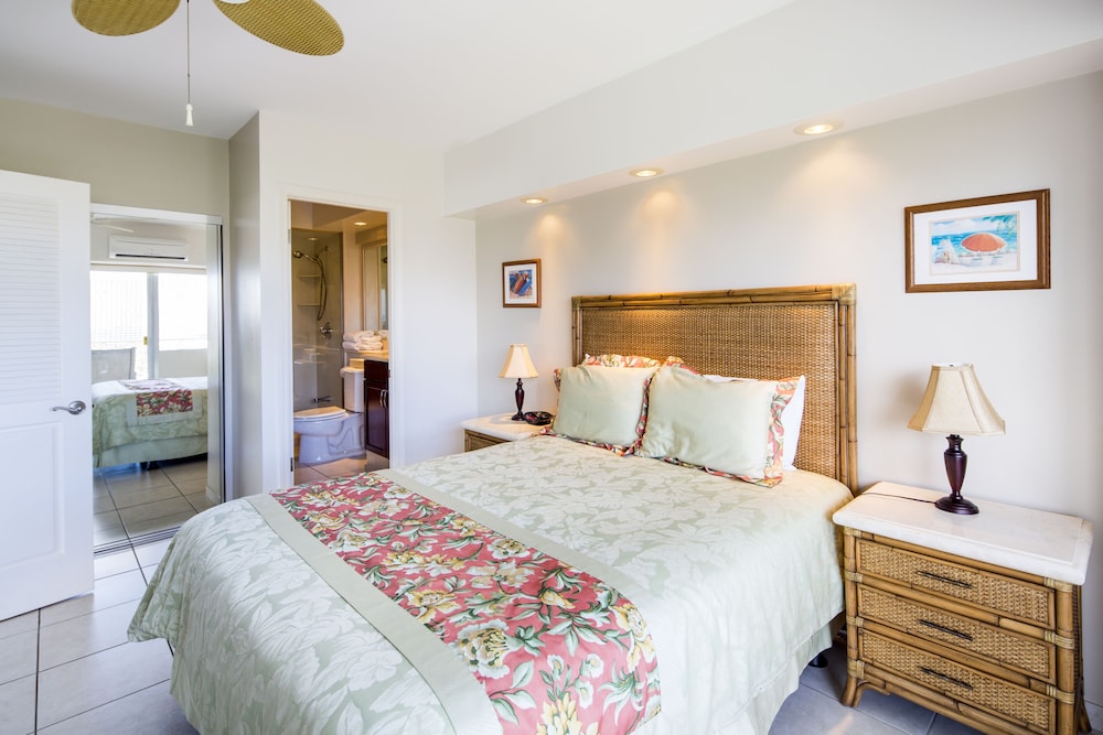 2 Bedroom, 2 Bath Deluxe Ocean View