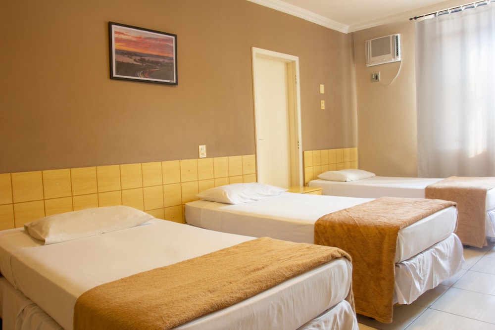 Deluxe Triple Room photo 1