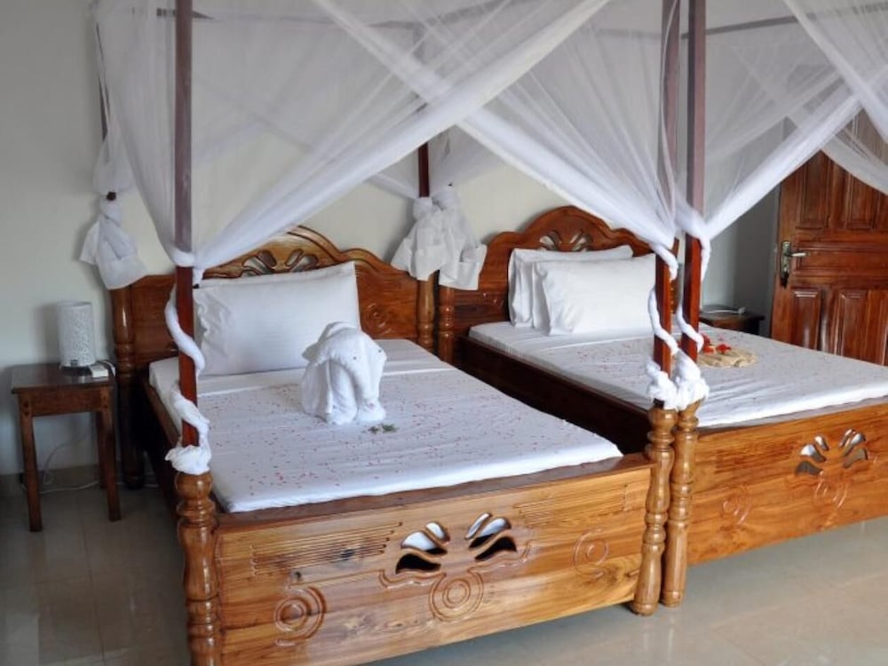Luxury Villa photo 3