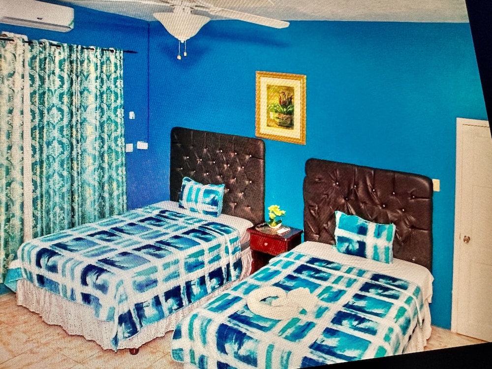Comfort Double Room, 1 Bedroom, Private Bathroom, Courtyard View