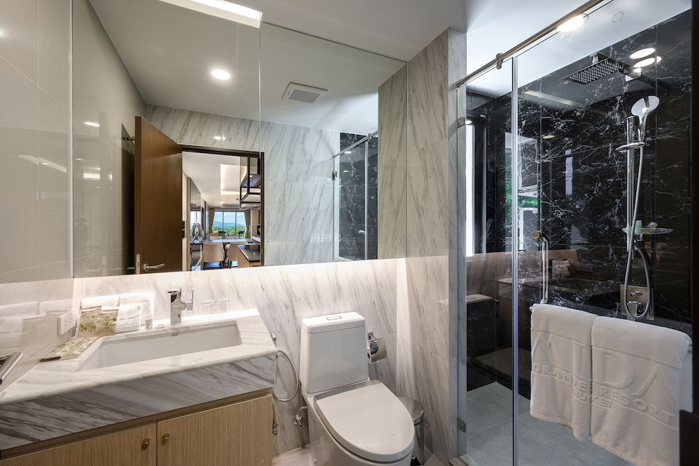 Family Suite, 2 Bedrooms - Photo 21