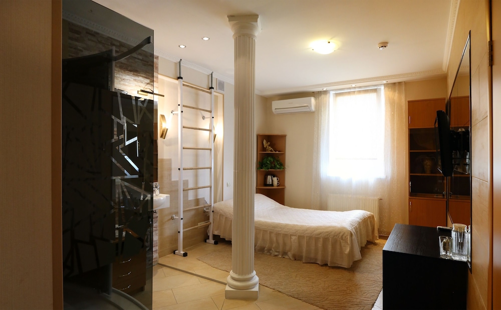 Double Room (Sofa Bed)