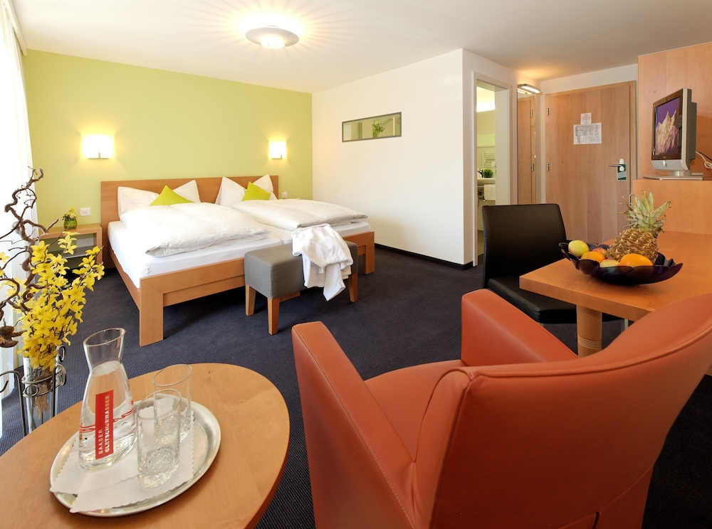 Deluxe Double Room, Balcony, Mountain View photo 1