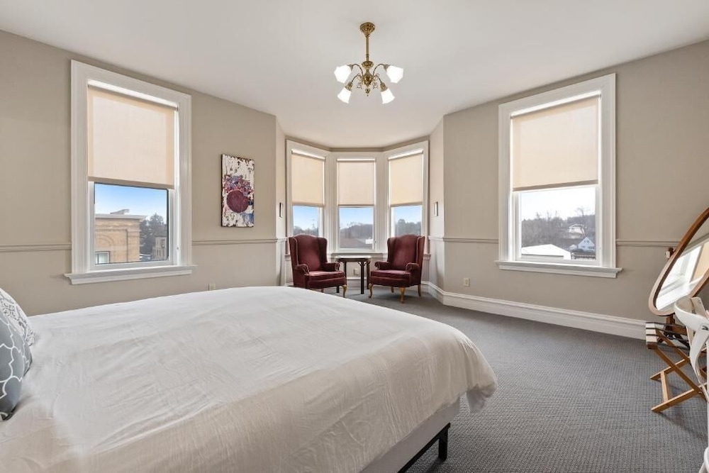 Signature Room
