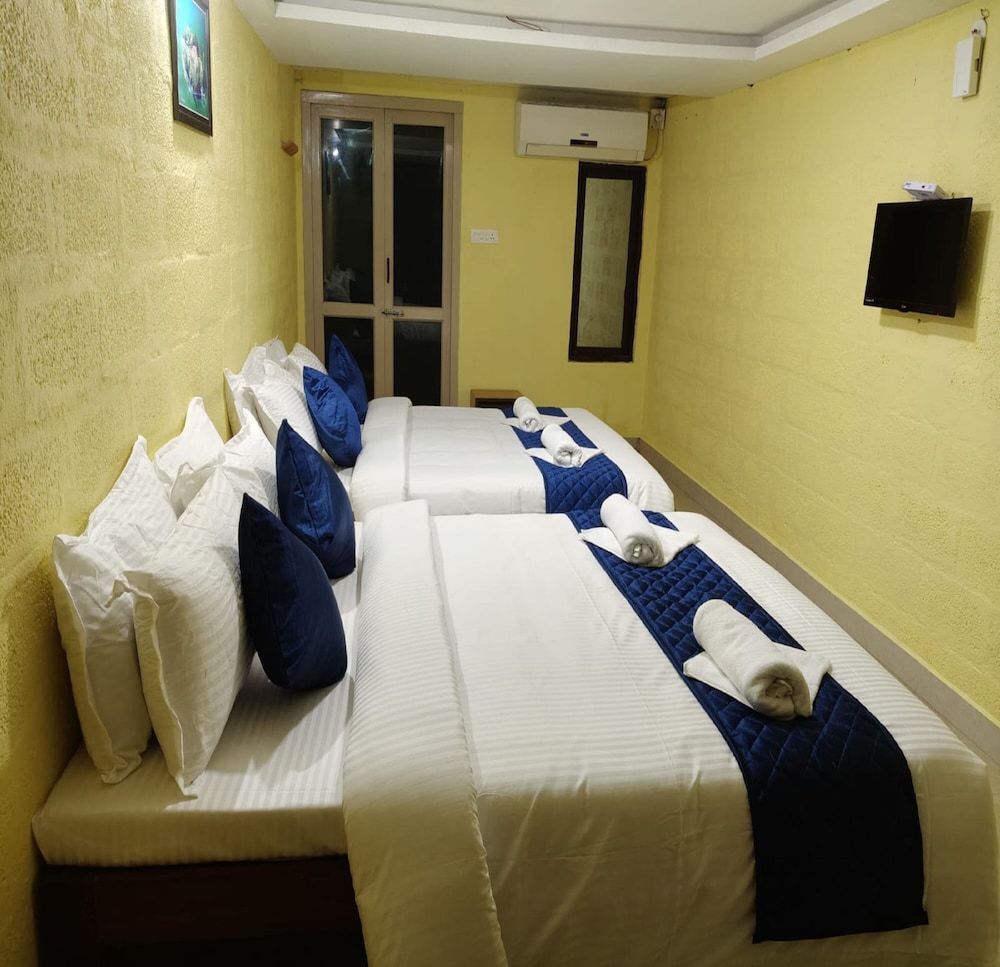 Comfort Quadruple Room