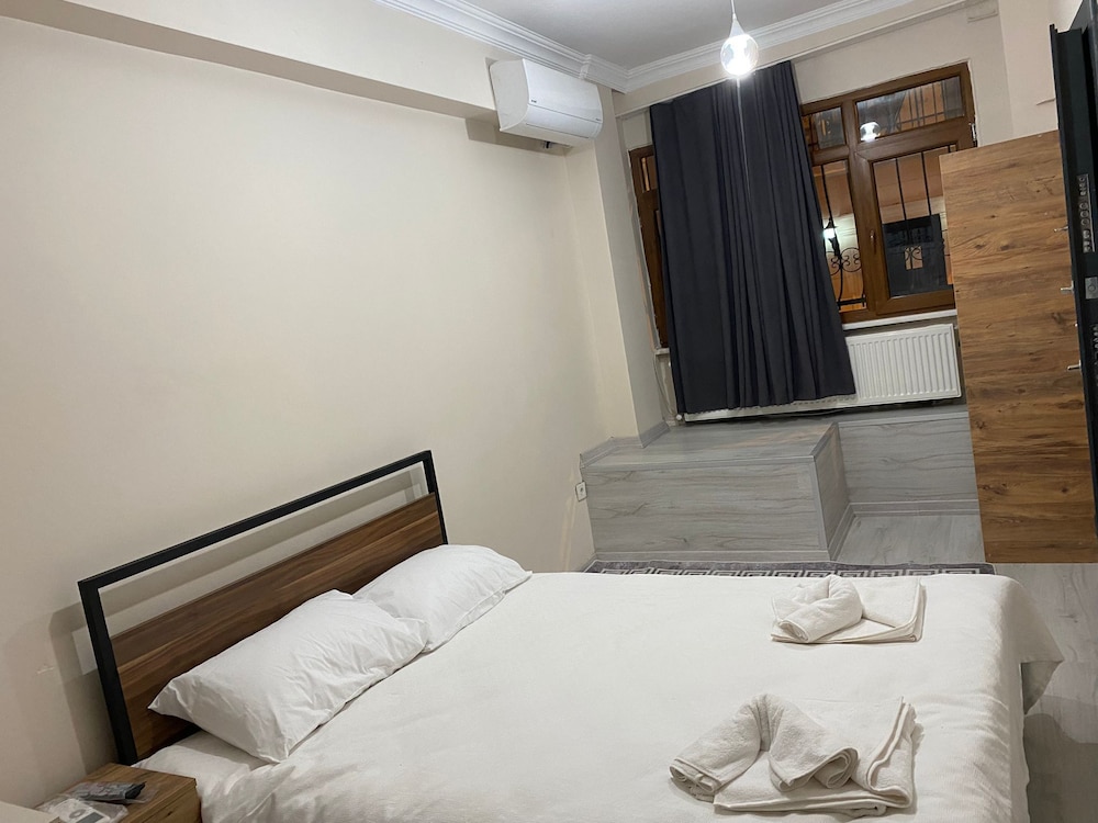Standard Apartment, 1 Queen Bed photo 1