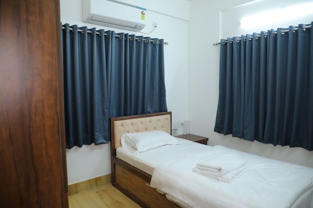 Premium Service Apartments with Balcony