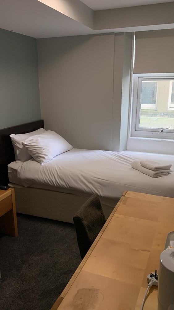 Single Room photo 2