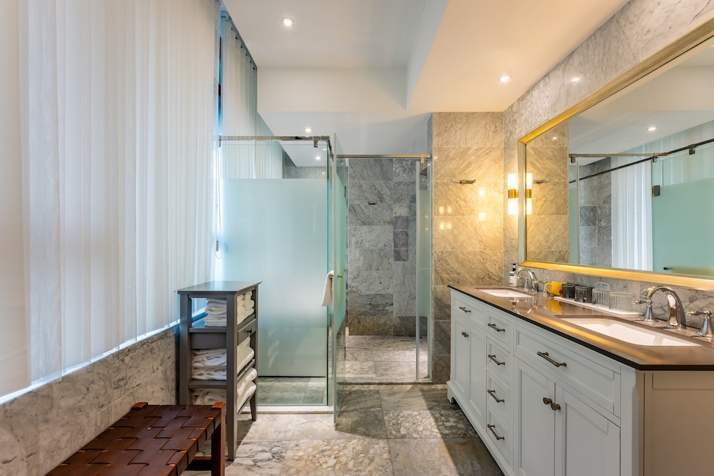 Suite, 1 Bedroom, Sea View photo 3