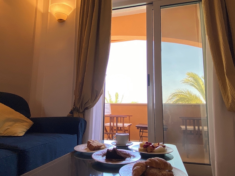 Suite, Sea View - Photo 4