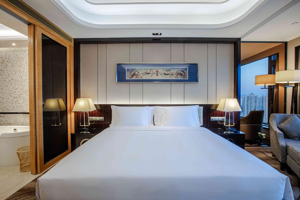 Standard Room, River View (High Floor) photo 2