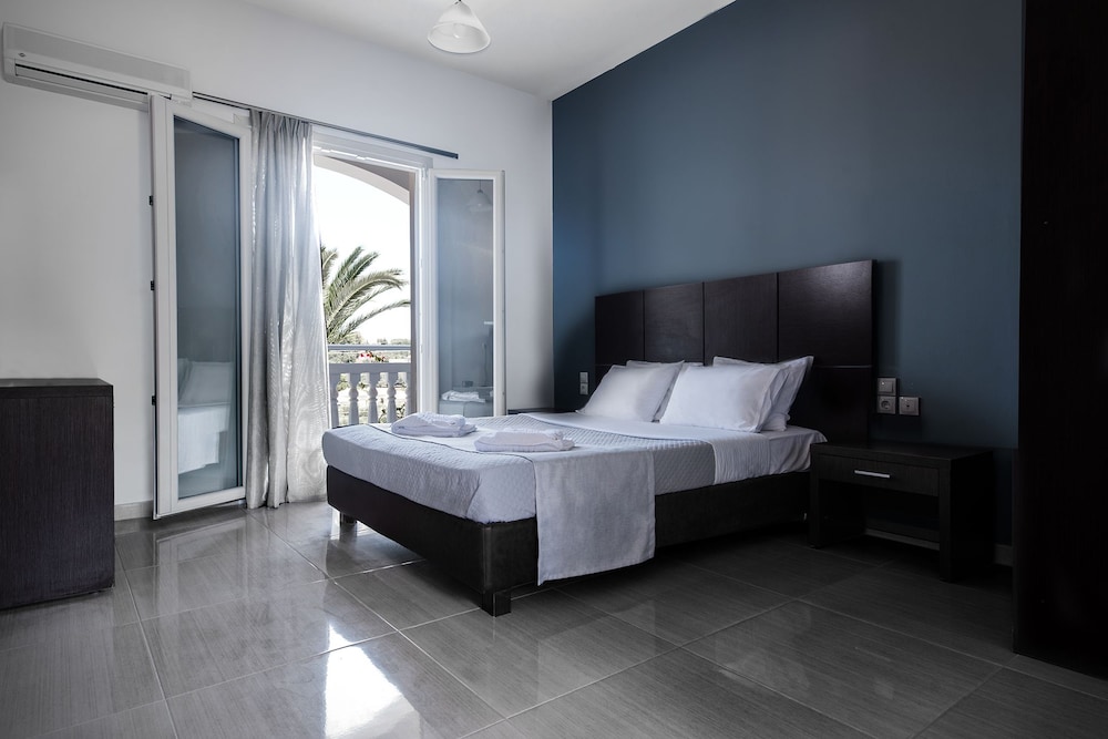 Family Apartment, Sea View - Photo 1