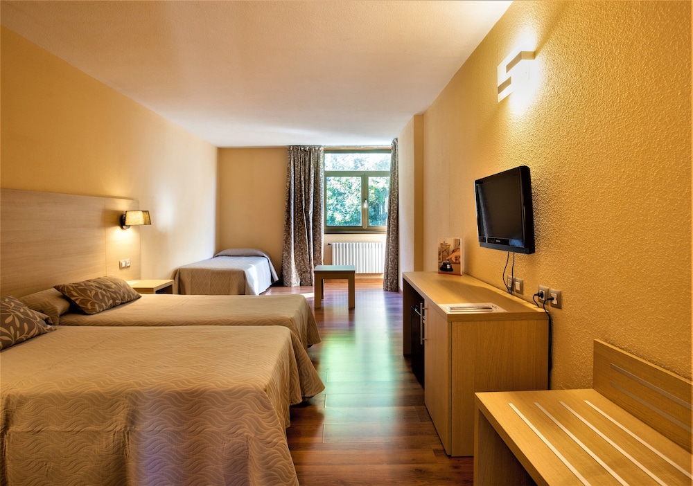 Superior Triple Room (2+1) photo 3