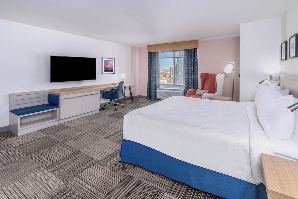 Room, 1 King Bed, Accessible - Photo 2