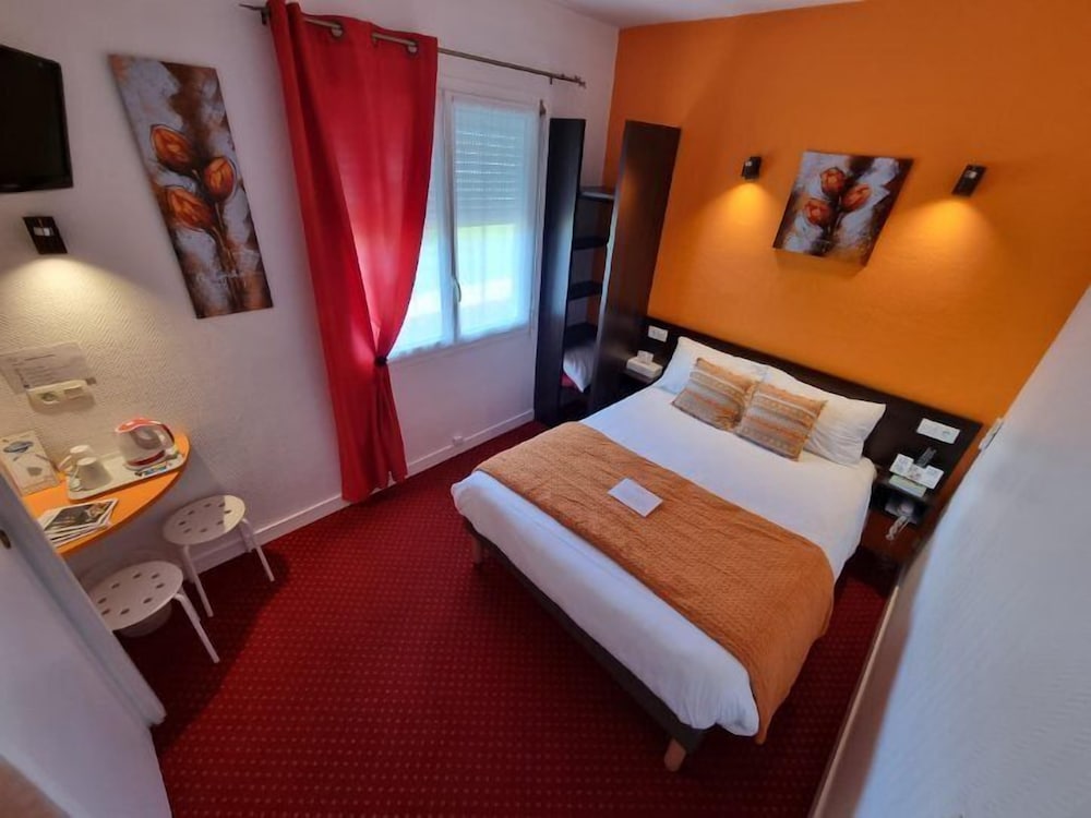 Standard Double Room - Photo 1