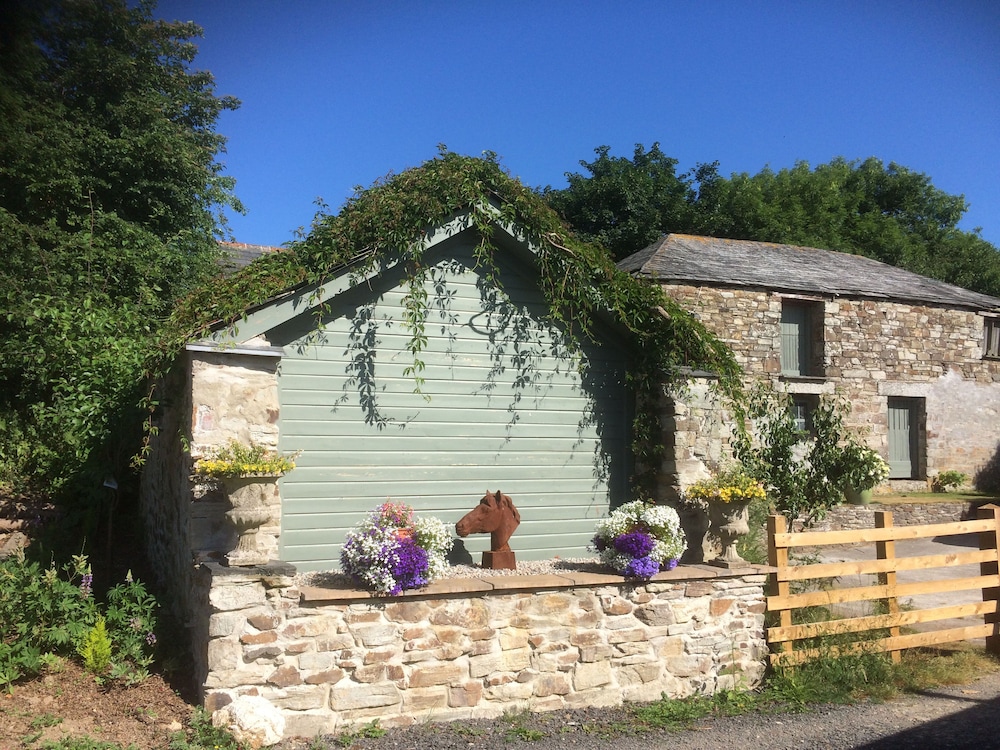 Cottage photo 1