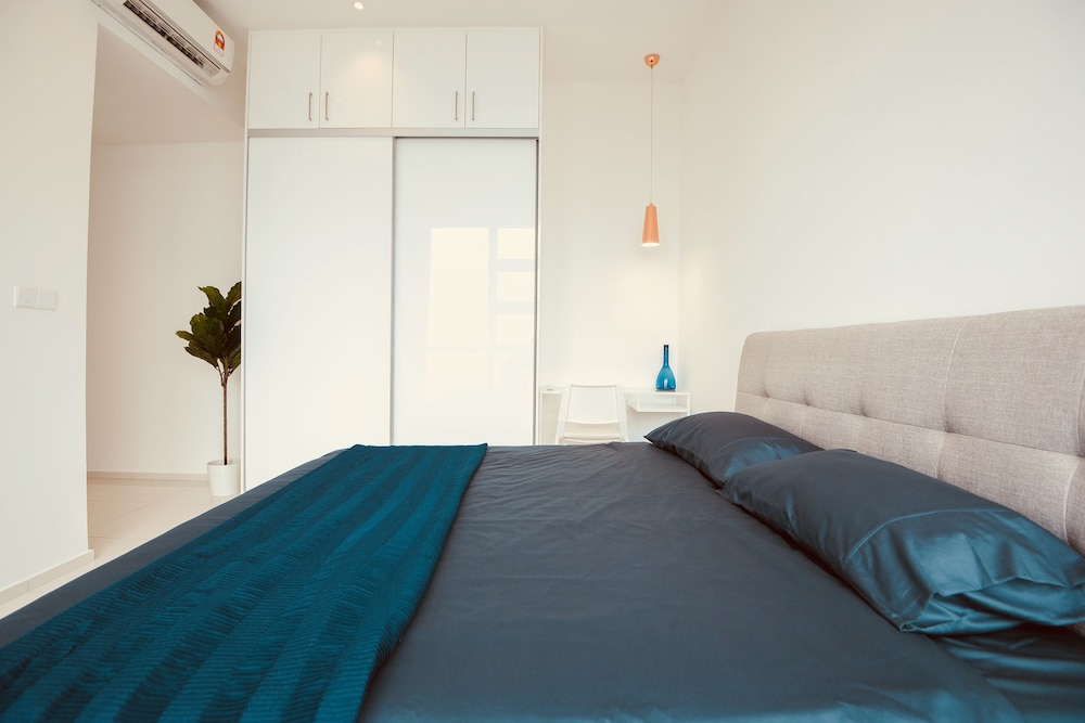 Luxury Apartment, 2 Bedrooms, City View
