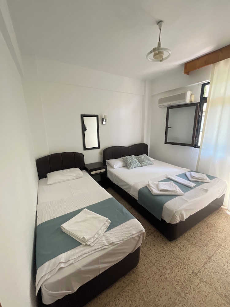 Triple Room photo 2