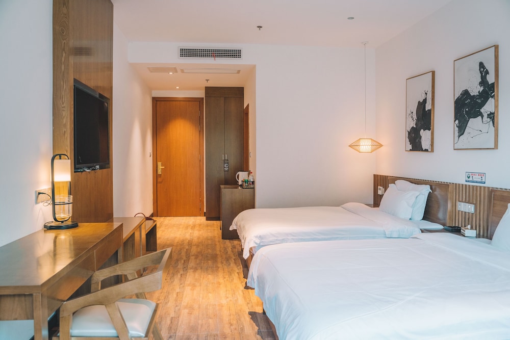Standard Twin Room photo 2