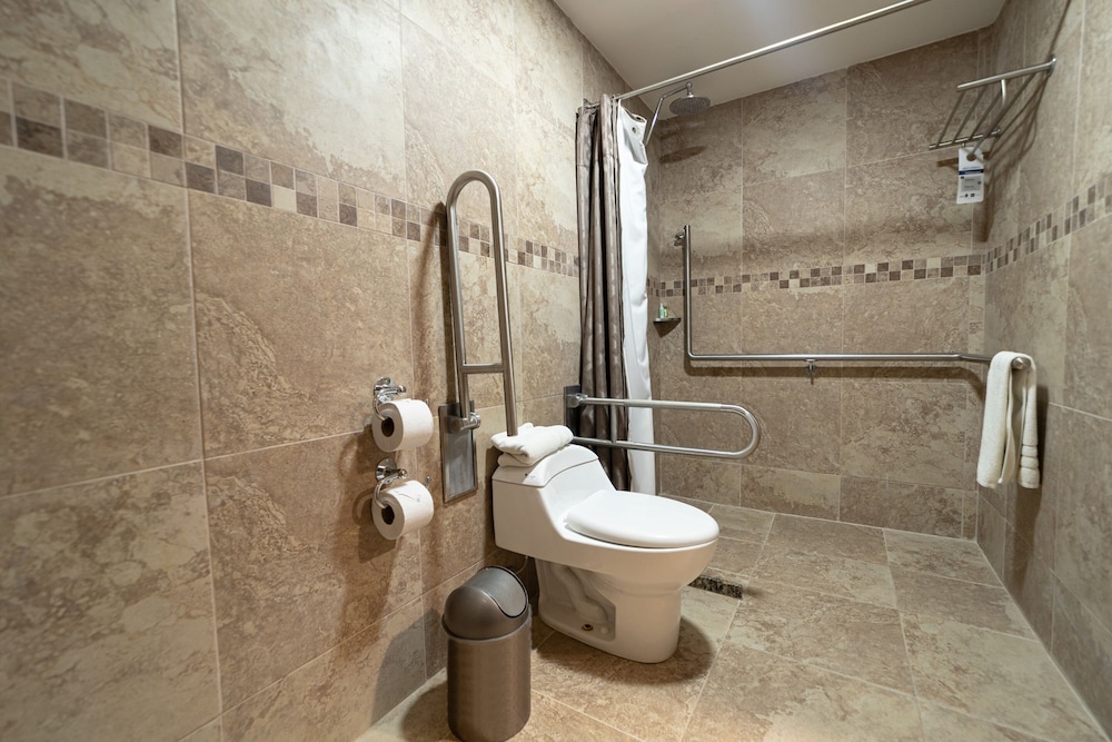Room, 2 Double Beds, Accessible, Non Smoking (Mobility) photo 2