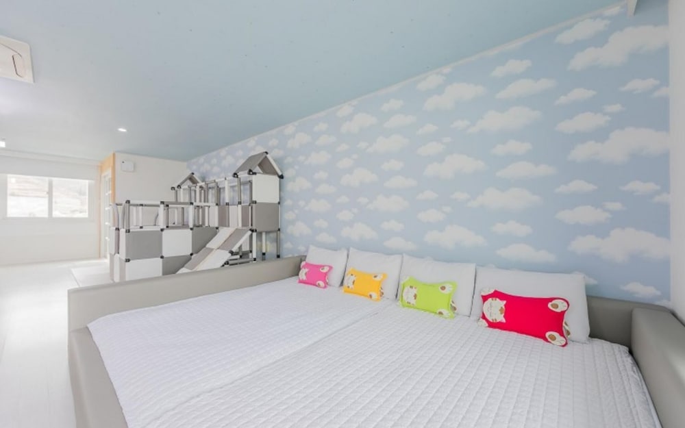 Room (King SpecialRoom 302 (Low-Floor Famil) photo 2