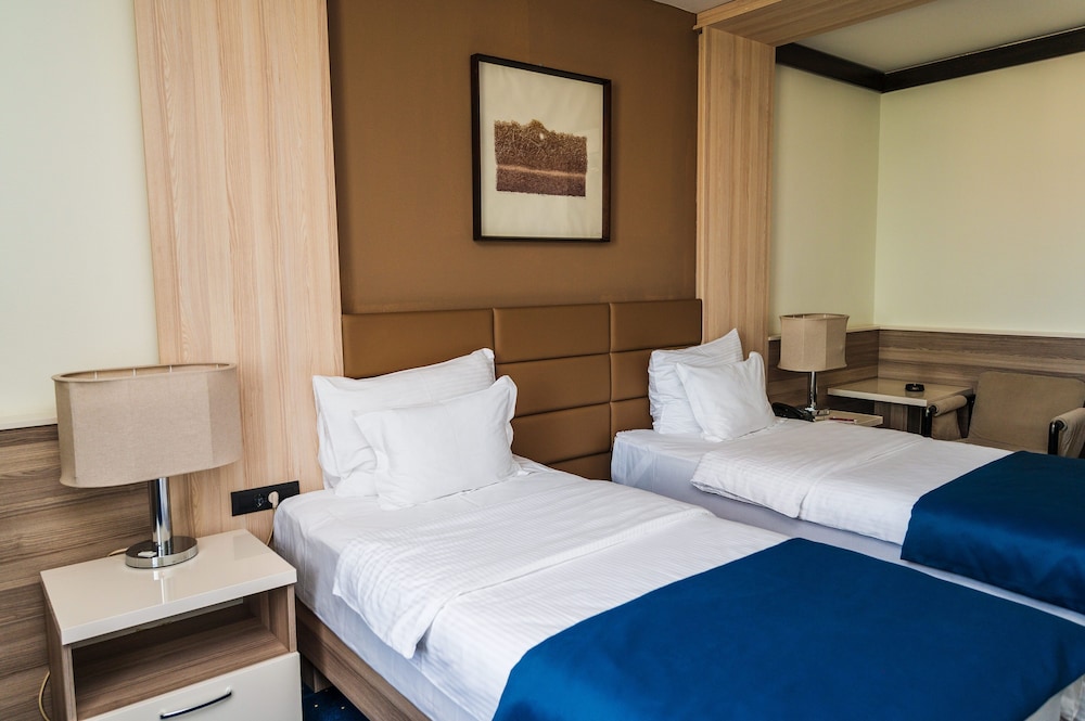 Superior Twin Room - Photo 3