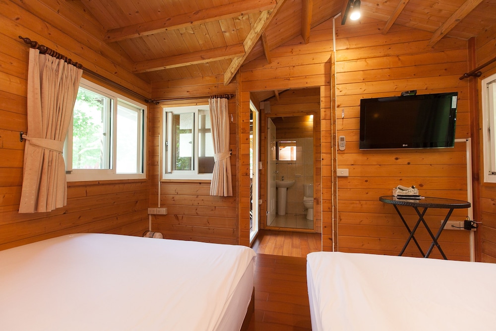 Deluxe Quadruple Room photo 2
