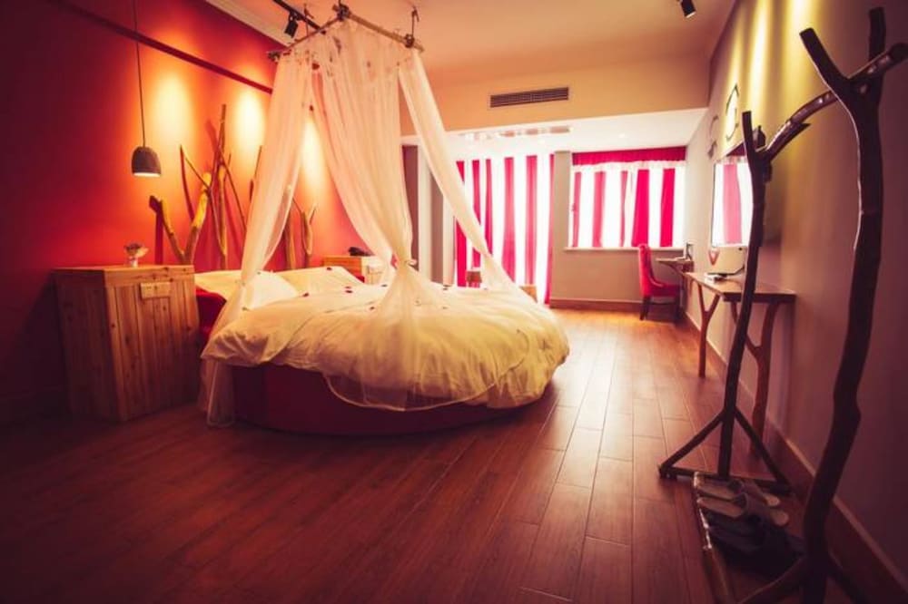 Romantic Double Room