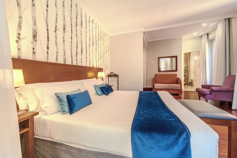 Habitación Triple, Vista a la Ciudad