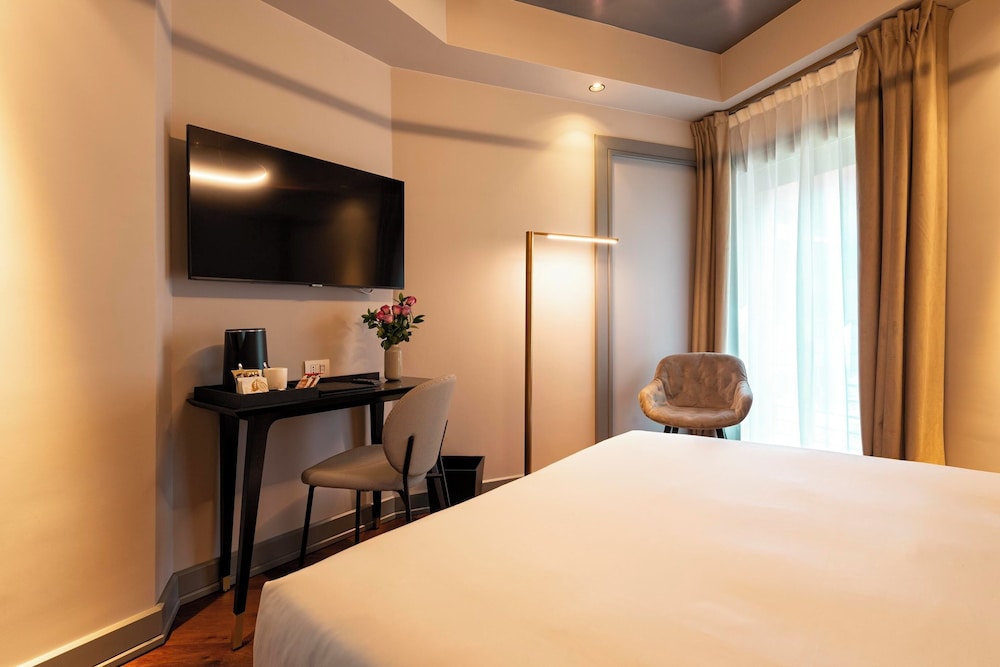 Deluxe Double Room photo 3