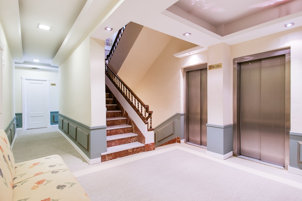 Junior Room, Balcony - Photo 4