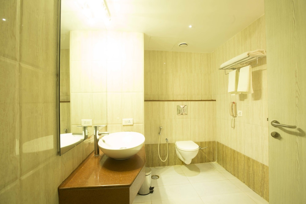 Luxury Suite photo 2